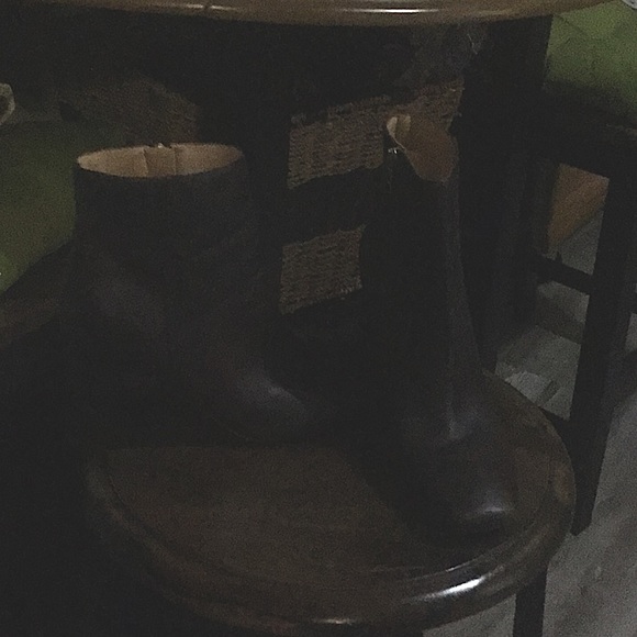 Ankle Brown Boot size 6 1/2 minimal wear, Real Leather - Picture 1 of 1